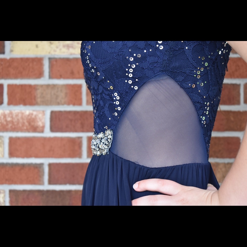Prom Dress - Picture 6 of 6